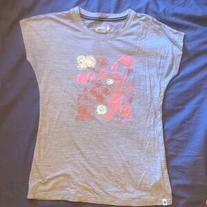 Smartwool 150 Cactus Gray Floral Graphic Design Women's Top